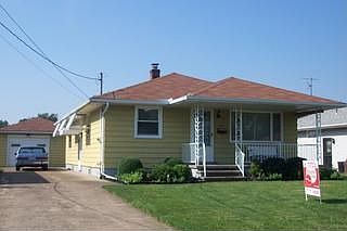 2nd image of 1319 W 26th St