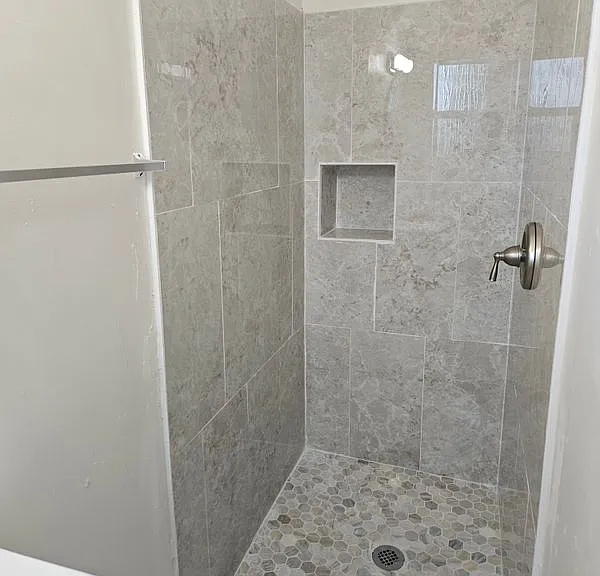 7110 Somerset Blvd #5 — Photo 8