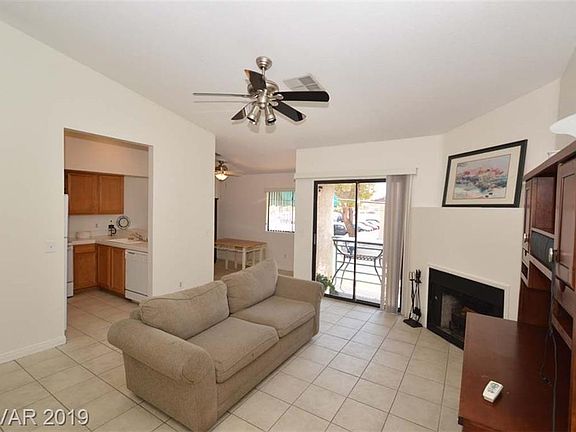 5th image of 2225 Pine Breeze Ln Unit 203