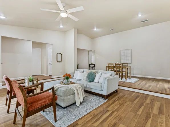 3116 Woodlark Dr, Fort Worth, TX 76123