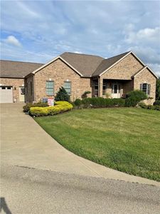 8 Wellington Dr, Uniontown, PA, 15401