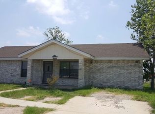 1763 Wagon Wheel Rd, Eagle Pass, TX 78852