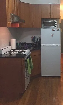 Rented by Jade Stone Real Estate Consulting | media 12