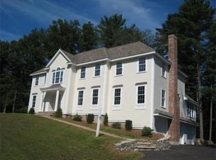 14 Evergreen Ln, Topsfield, MA 01983