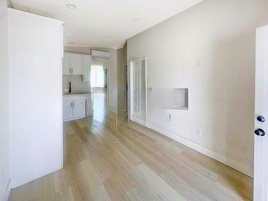 1st image of 787 N Reservoir St #789