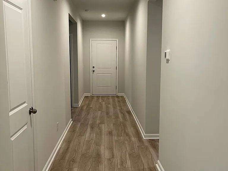 828 Longleaf Dr — Photo 9