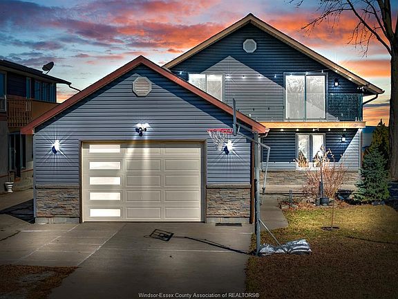 2nd image of 1206 Shoreline Ave