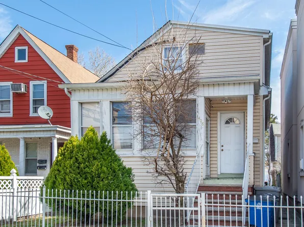 408 River Dr, Garfield, NJ 07026