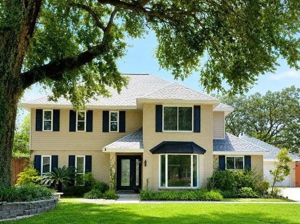 106 Brentwood Dr, Belle Chasse, LA 70037