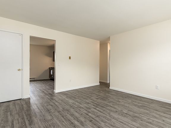 2nd image of 2589 Red Rock Blvd APT C