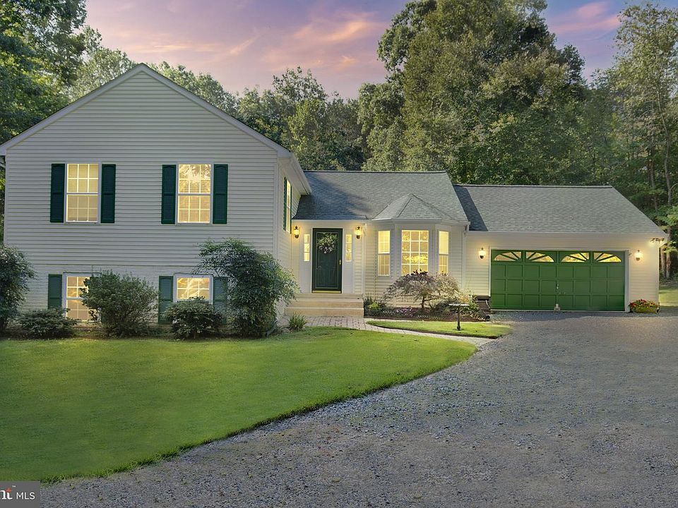 1st image of 37001 Pomander Ln