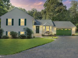 37001 Pomander Ln, Mechanicsville, MD 20659