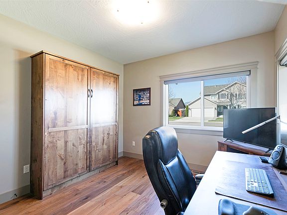 5th image of 4116 Concord Dr Unit B