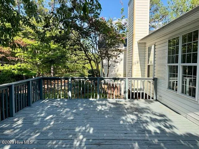 223 Bellhaven Dr — Photo 3