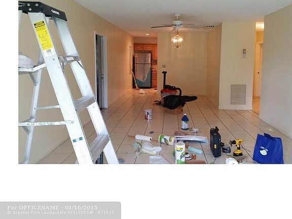 5th image of 1900 Palmland Dr APT B