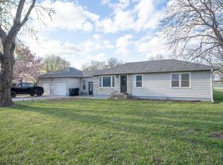 3200 NE Seward Ave, Topeka, KS 66616
