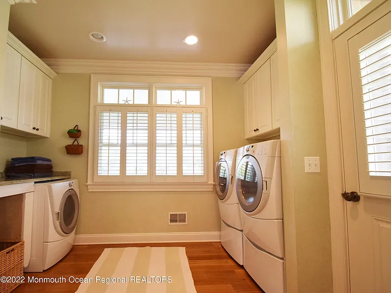 106 Stockton Blvd — Photo 11