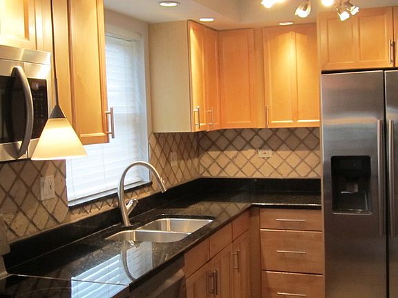 5th image of 1811 N 74th Ave