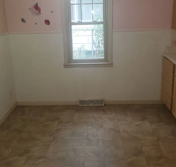534 W 3rd St — Photo 5