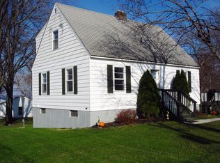 649 Shackelton Point Rd, Chittenango, NY 13030
