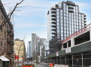 4039 24th St, Long Island City, NY 11101