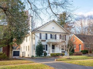 1108 Cooper Dr, Lexington, KY 40502