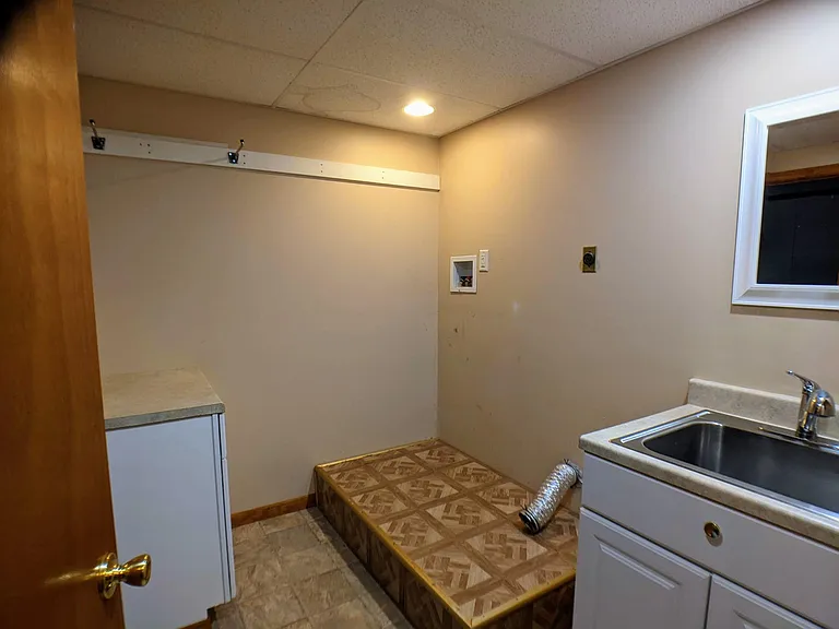 7602 W 154th Ter — Photo 51