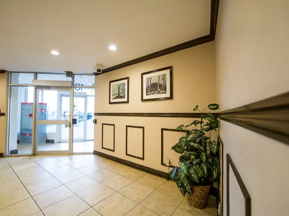 Apartment for rent at 10 Willowridge Road