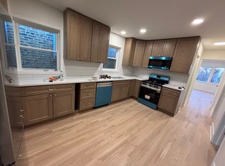 3072 N Davlin Ct UNIT 2, Chicago, IL 60618