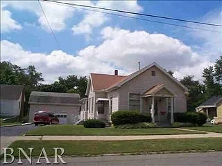 806 W Olive St photo 1