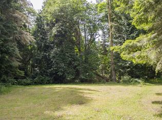 3871 Oak Bay Rd, Port Hadlock, WA 98339