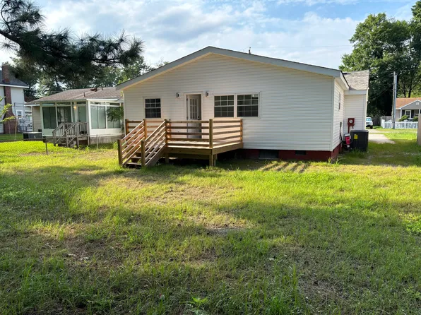 9 Appomattox Ave, Portsmouth, VA 23702