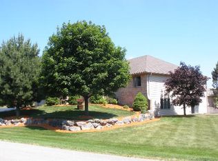 675 Grand Meadow Ln, McHenry, IL