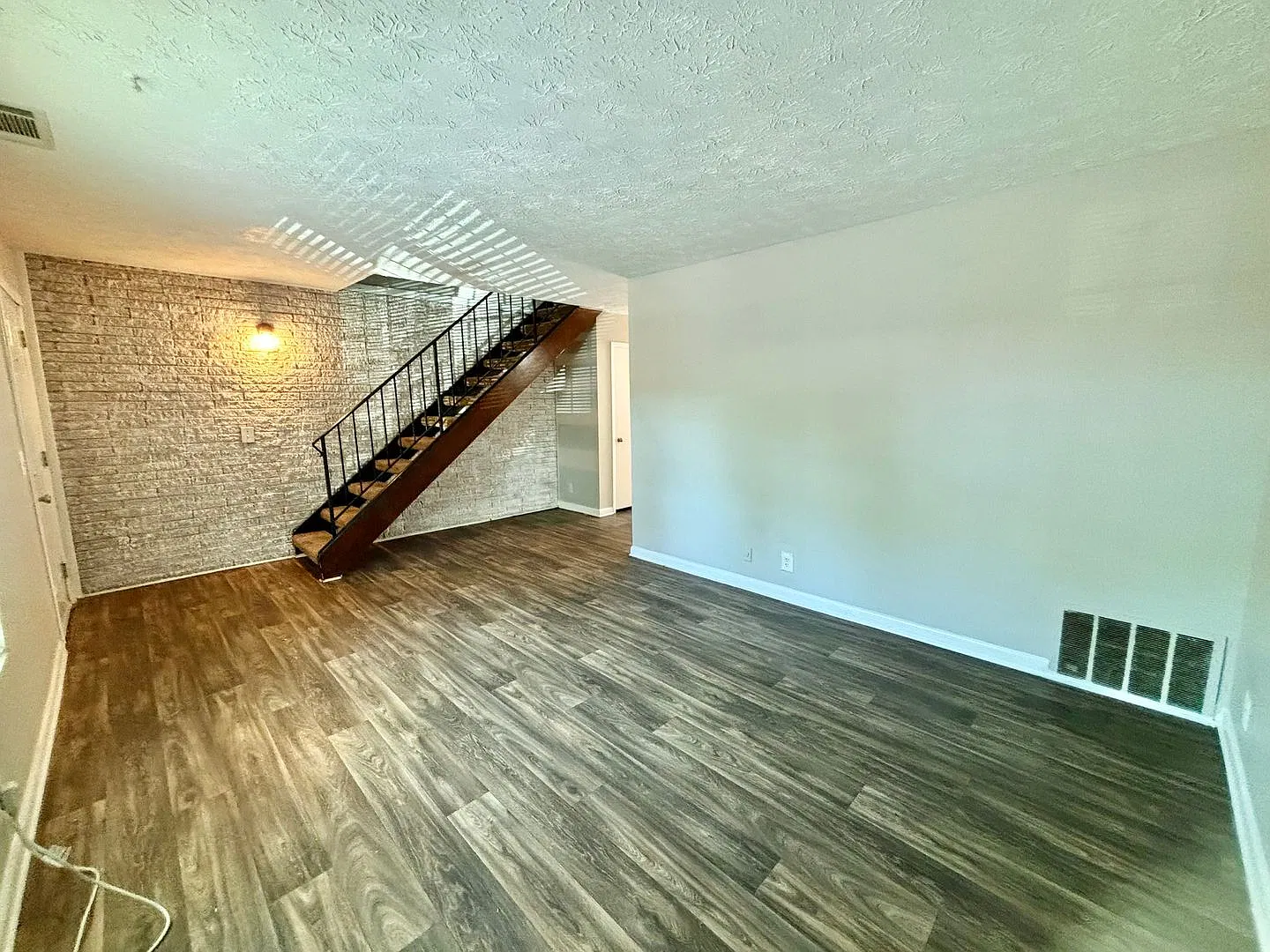 3198 Washington Rd. — Photo 2