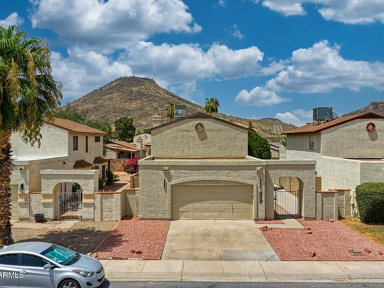 4760 W Wahalla Ln — Photo 49