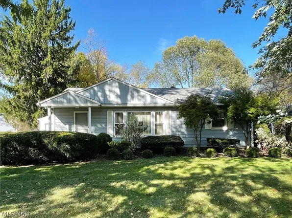 2539 Dalton Rd, Akron, OH 44333