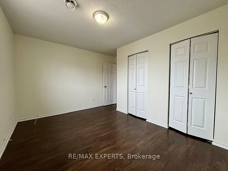 5 Ferndale Dr N #2 — Photo 11