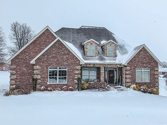 5th image of 811 Bent Creek Est