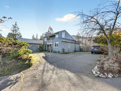 143 Ridge Rd, Ashland, OR, 97520