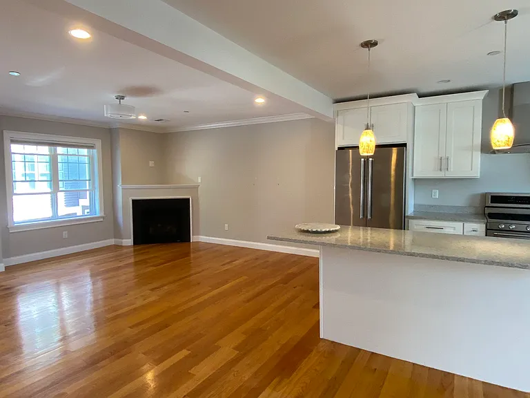 150 Quincy Ave #5B — Photo 7