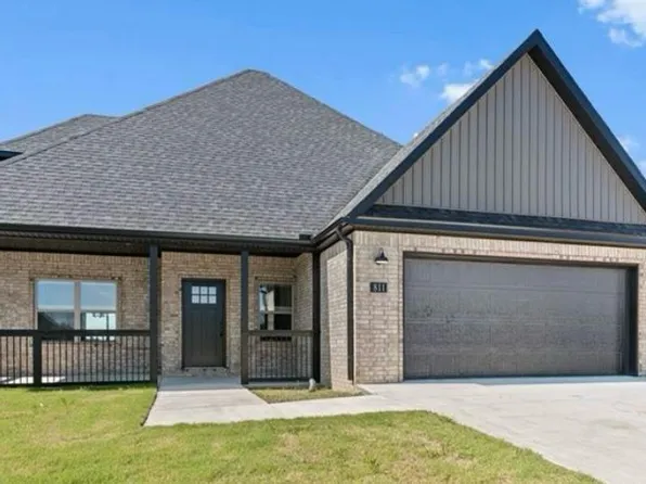 811 Ann Pl, Centerton, AR 72719