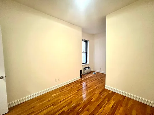 Rented by Nolita Group | media 10