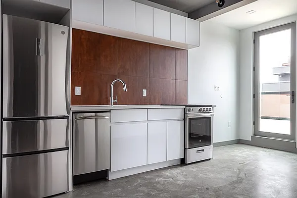 Rented by Brooklyn Group | media 41