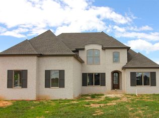 9 Cheddleton Dr, Jackson, TN 38305