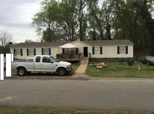 162 Peachtree St, Haddock, GA 31033