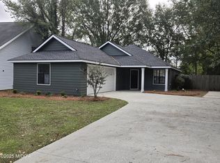 100 Pebblebrook E, Warner Robins, GA 31088