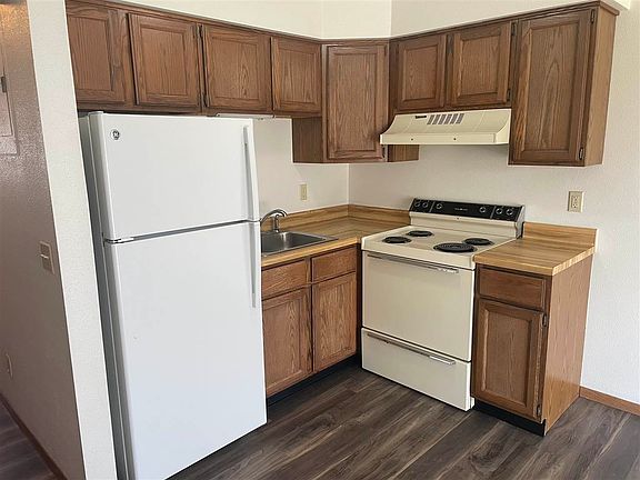 2nd image of 2643 Westwinds Dr APT 3