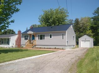 5 Hodges Ct, Saint Albans, VT 05478