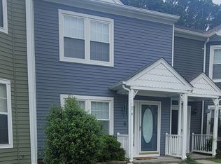 107 Heather Way APT B, Yorktown, VA 23693
