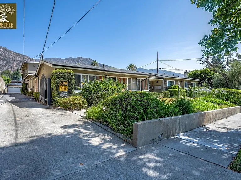 145 E Sierra Madre Blvd — Photo 1